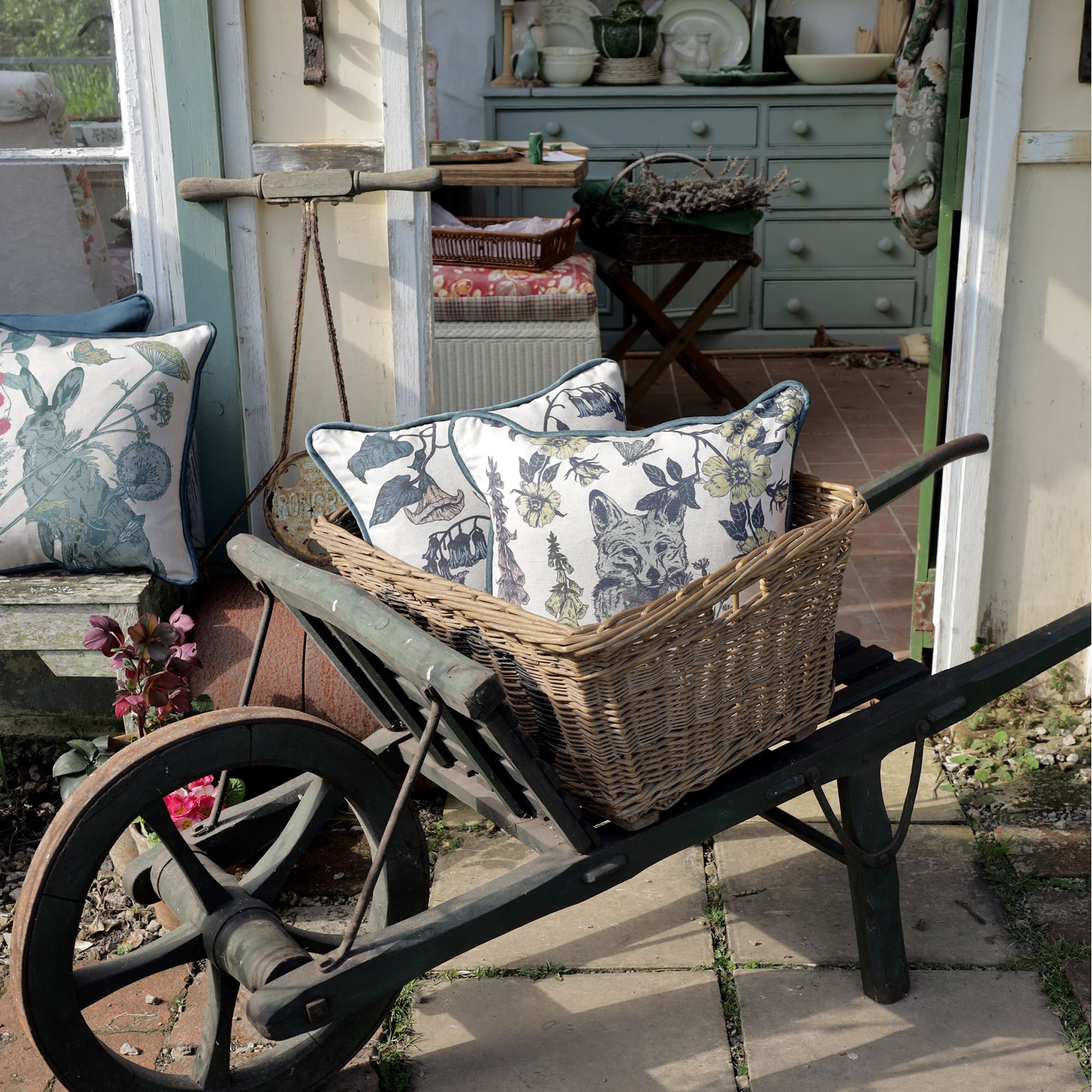 Cornish Hedgerow Fox Cushion Cover - Image 3