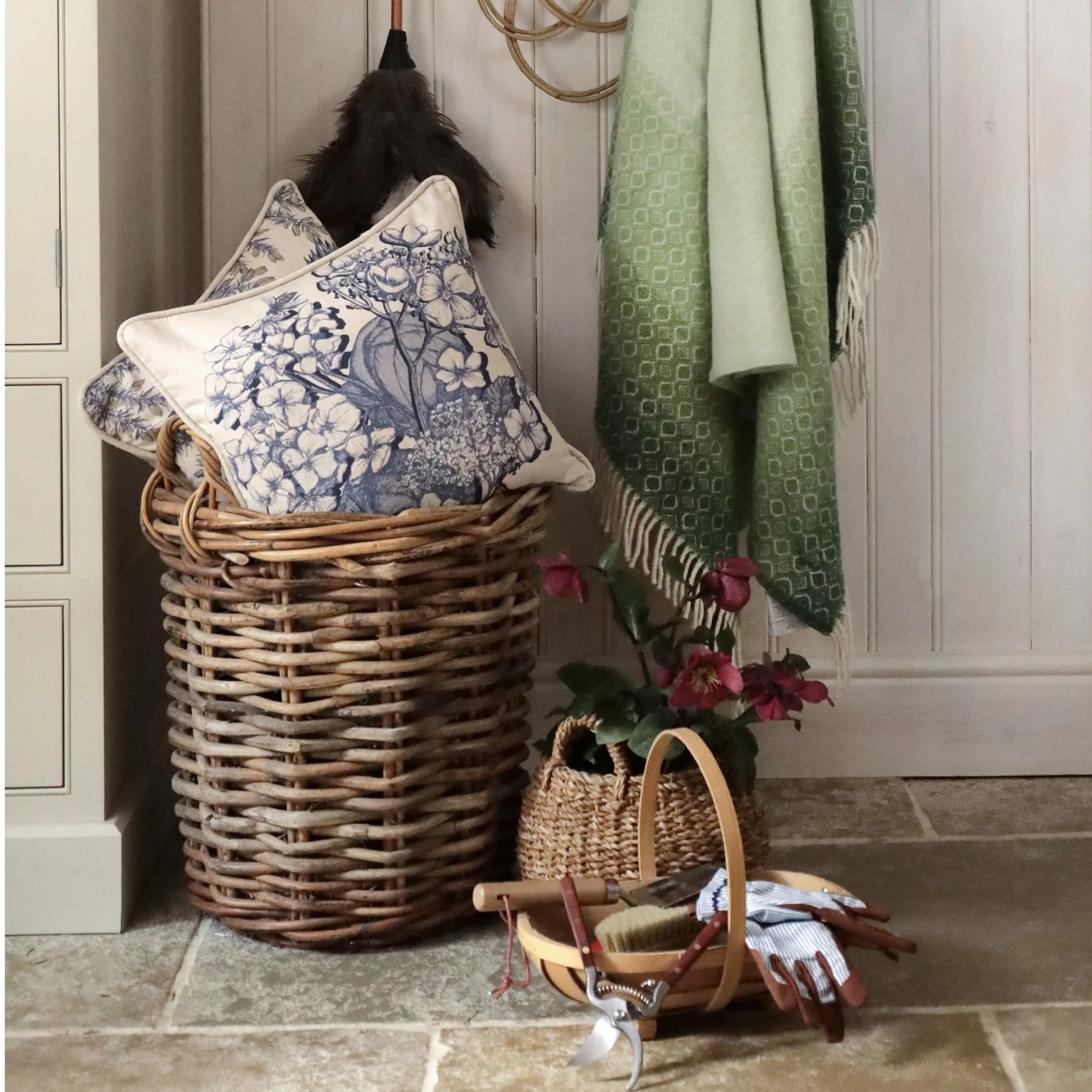 The Explorer’s Garden Hydrangea Cushion Cover - Image 5
