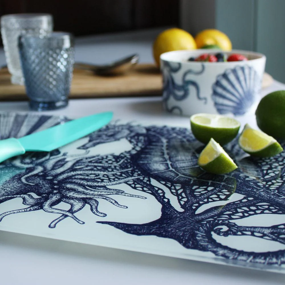 Seahorse Glass Worktop Saver - Image 3