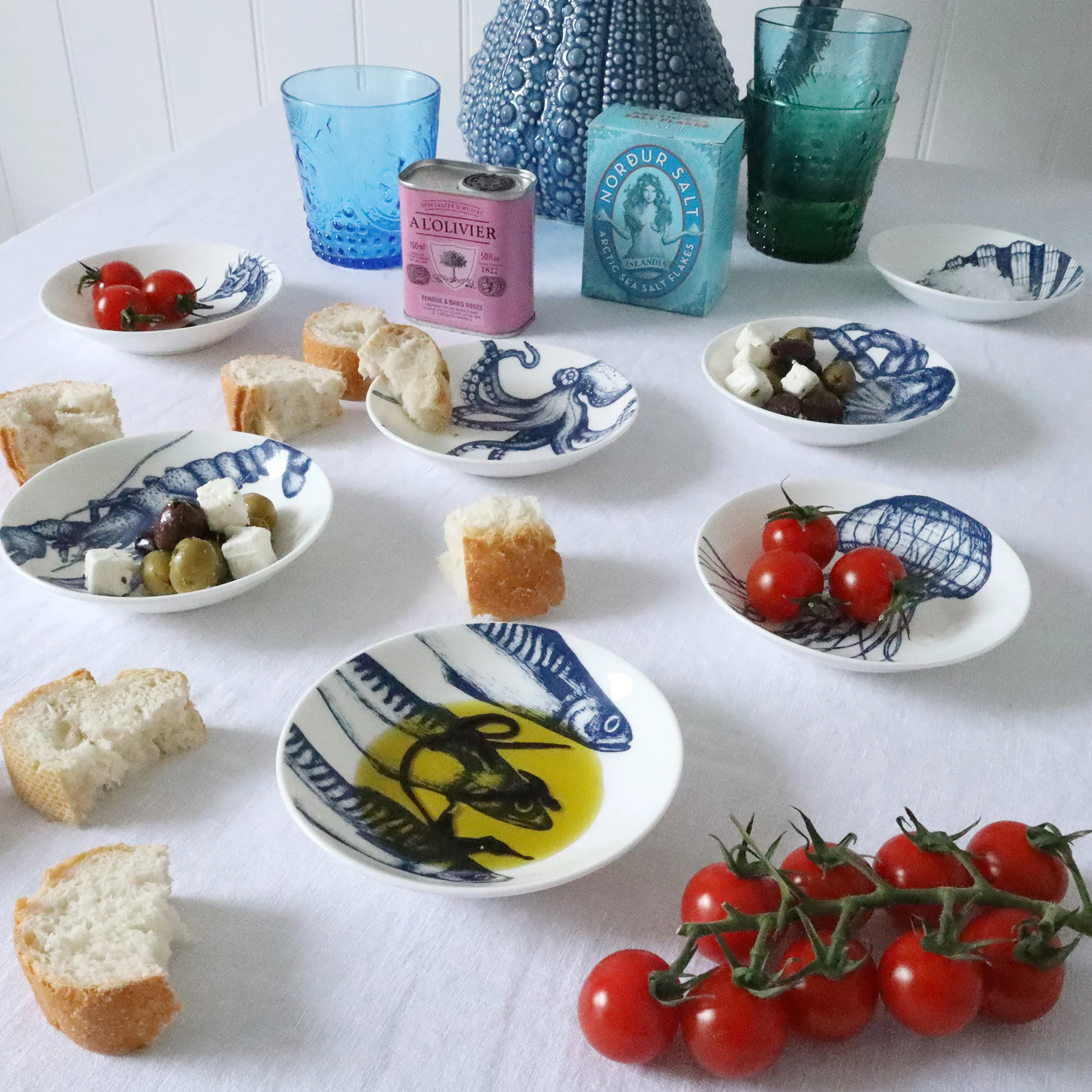 Bone China Nibbles Dish With Jellyfish Design - Image 3